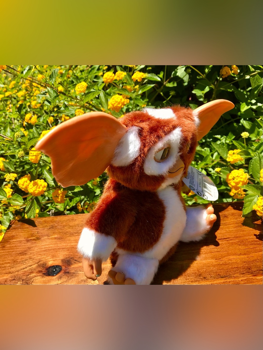 NEW NECA Gremlins Movie Animated Gizmo Doll Toy Plush Animatronic & Sound Toy - Picture 7 of 16